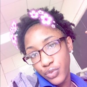 Meet your Posher, Ariel